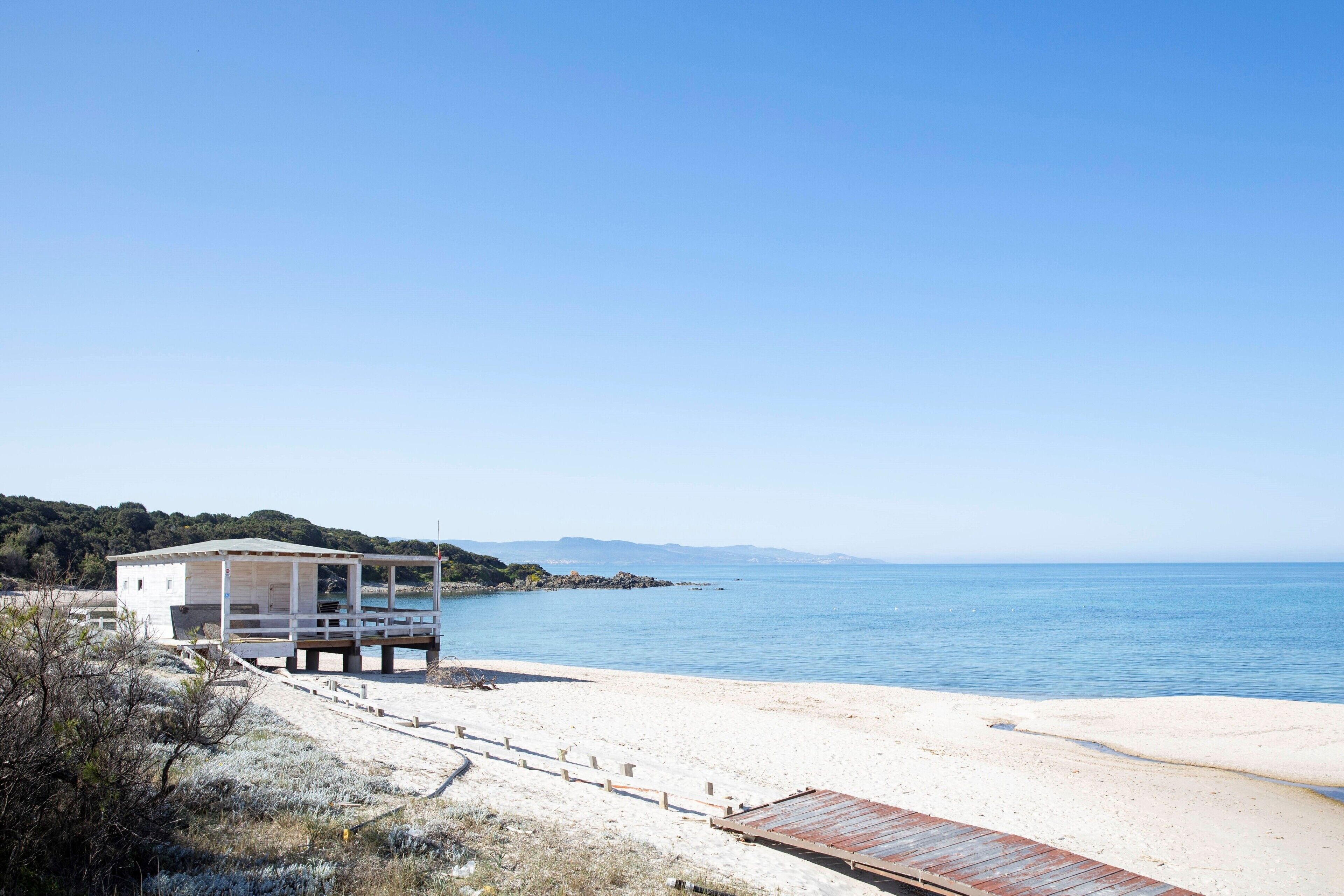 Una spiaggia nelle vicinanze