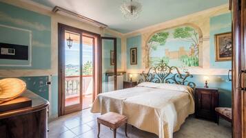 4 chambres, fer et planche à repasser, Wi-Fi gratuit, draps fournis