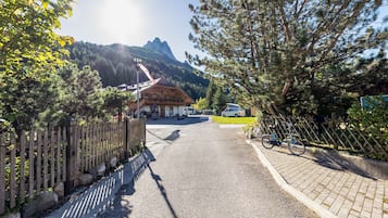 Enceinte de lâhĂ©bergement