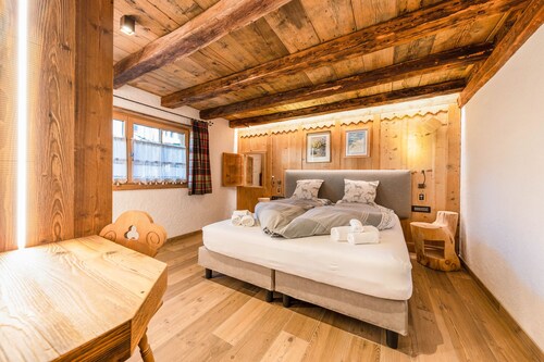 Chalet "Rosengarten 56" mit Bergblick, Garten und WLAN