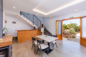 Dining - Apartment 'S Hort Can Capità Suite Junior' close to the Sea with Shared Pool & Wi-Fi (Ariany)