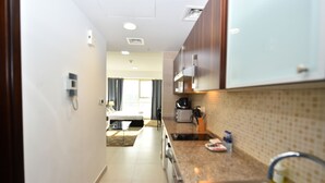 Unclassified image, 3 of 15, button - RIT - Charming Furnished Studio JLT (Dubai)