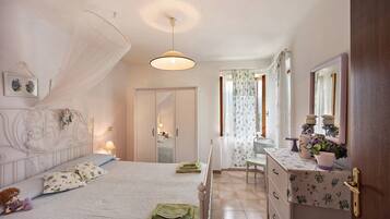 3 soveværelser, strygejern/strygebræt, gratis Wi-Fi, sengetøj