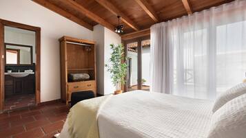 1 habitación, tabla de planchar con plancha, wifi gratis y ropa de cama