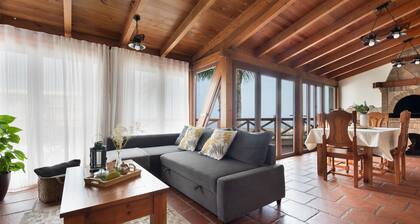 Holiday Home "Villa Gardel Casa Mango" with Sea View, Pool & Wi-Fi