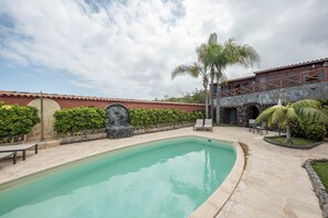 Pool - Holiday Home "Villa Gardel Casa Mango" with Sea View, Pool & Wi-Fi (Icod de los vinos)