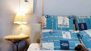 1 Schlafzimmer, BĂŒgeleisen/BĂŒgelbrett, kostenloses WLAN, BettwĂ€sche