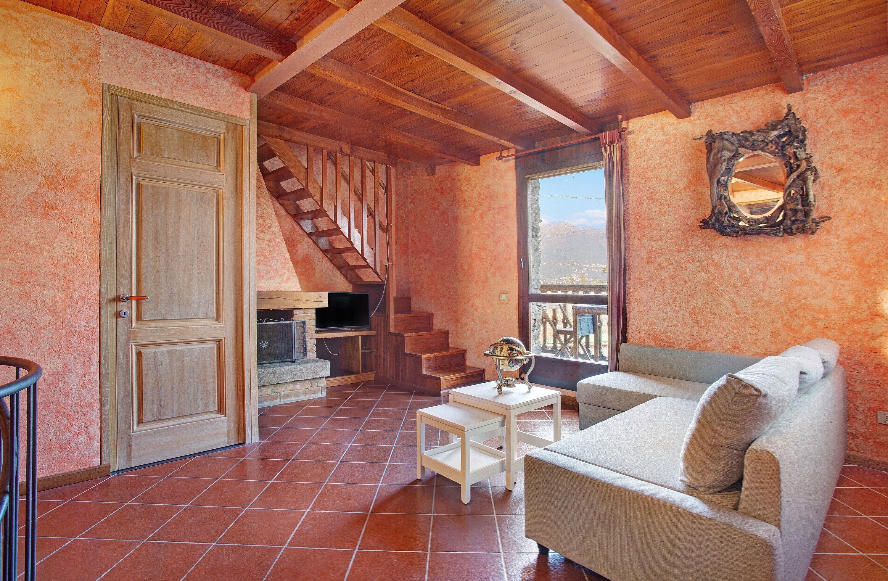 TV, fireplace, table tennis, stereo