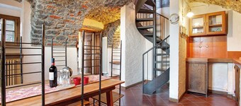 Vacation Home 'Cascina Taronico' with Lake View & Wi-Fi