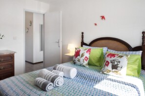 2 sovrum, strykjärn/strykbräda, gratis wi-fi och sängkläder