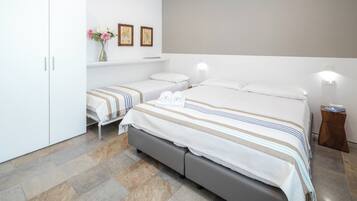 1 Schlafzimmer, BĂŒgeleisen/BĂŒgelbrett, kostenloses WLAN, BettwĂ€sche