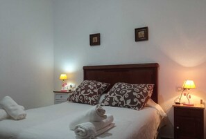 3 bedrooms, free WiFi, bed sheets