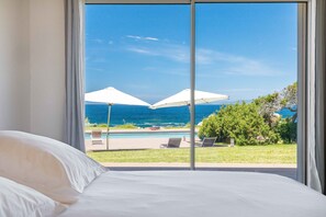 6 bedrooms, iron/ironing board, WiFi, bed sheets