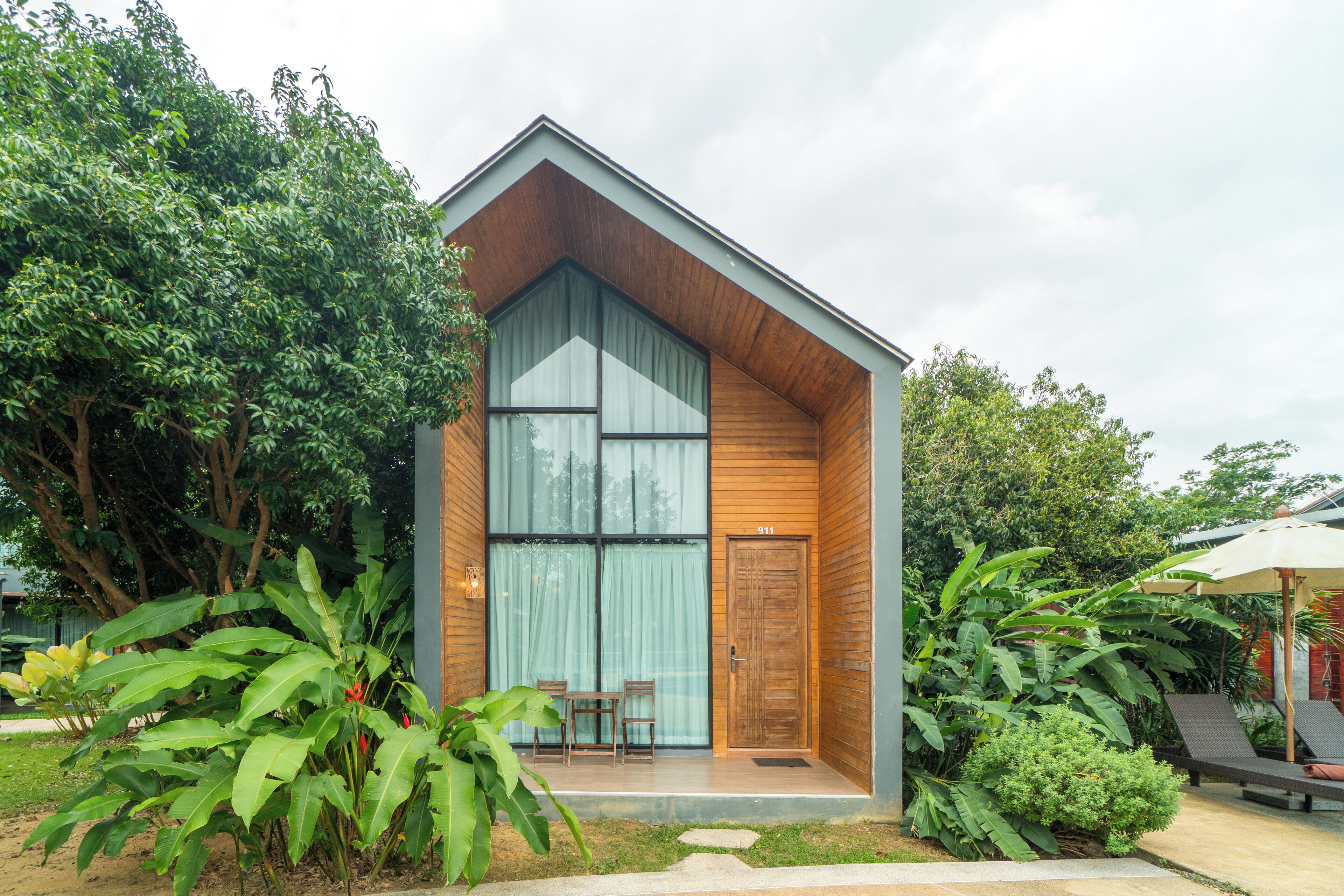 Villa Plus | In-room safe, desk, blackout curtains, free cots/infant beds