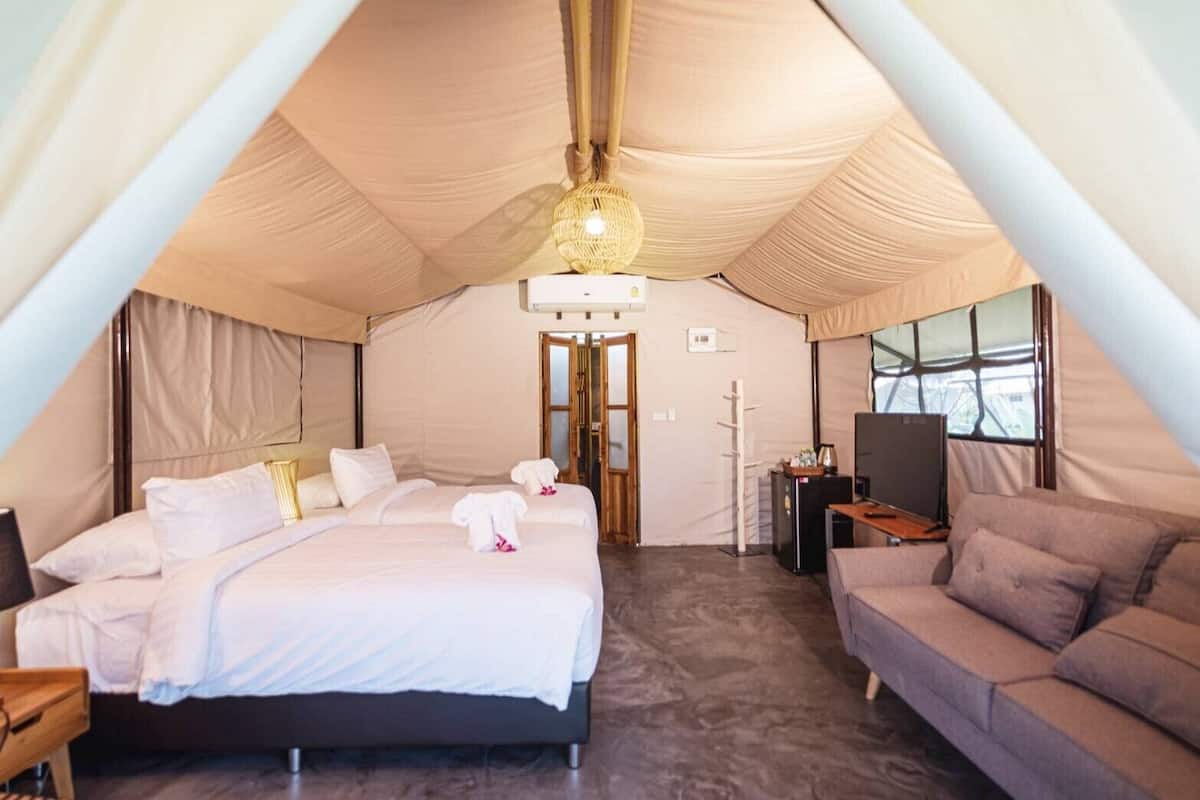 Tent | In-room safe, desk, blackout drapes, free cribs/infant beds