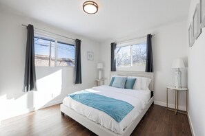 5 室のベッドルーム、アイロン / アイロン台、旅行用ベビーベッド、WiFi (無料)