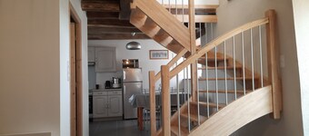 Detached 19th-century farmhouse in the Ségala region of Aveyron