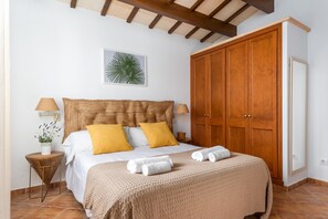 3 quartos, ferros/tábuas de passar roupa, Wi-Fi de cortesia