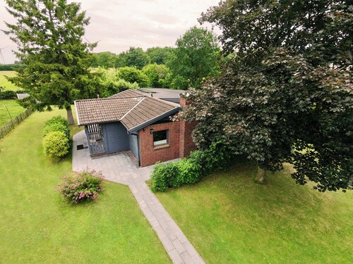 Schwedenhaus mit Holzofen & Außenkamin auf 1400m2