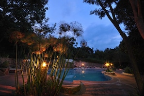 Pool - Naiberi Resort (Eldoret)