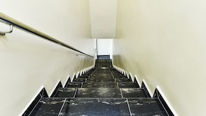 Lobby - OYO 90445 Th Hotel (Bahau)