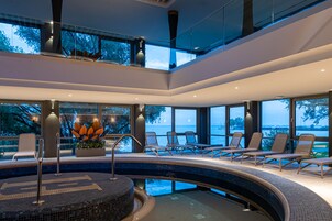 桑拿、热水浴缸、湿蒸房、身体护理、芳香疗法、热石按摩