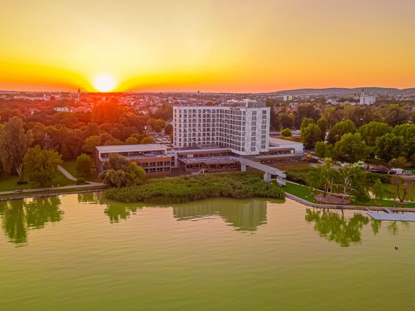 Exterior - Hotel Helikon (Keszthely)