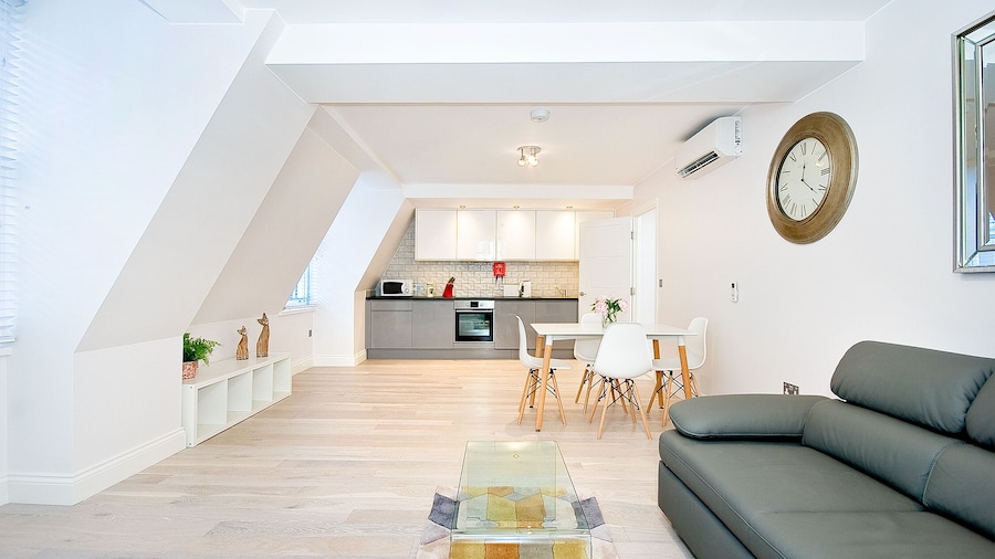 Eldon Chambers London by City Living London