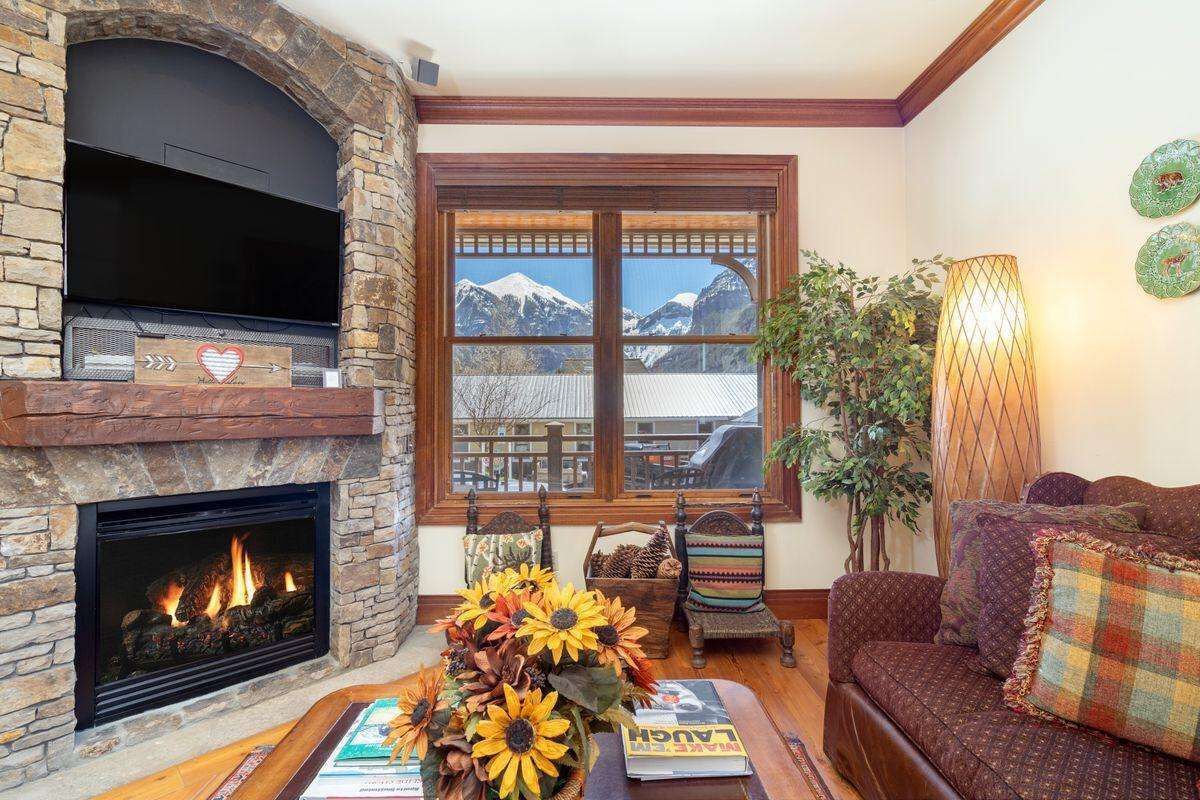 Telluride Historic Home | Steps To Gondola