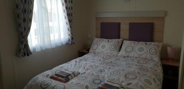 3 habitaciones, tabla de planchar con plancha y wifi gratis 