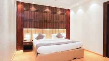 Studio Suite Royal | 1 phòng ngủ, bàn ủi/dụng cụ ủi quần áo