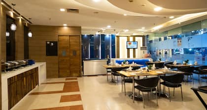 Hotel Hyphen Premier Meerut