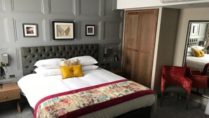 Luxury Tek Büyük Yataklı Oda