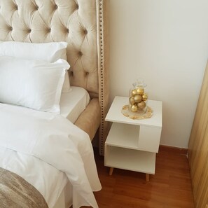 3 camere, una cassaforte in camera, ferro/asse da stiro, Wi-Fi gratuito