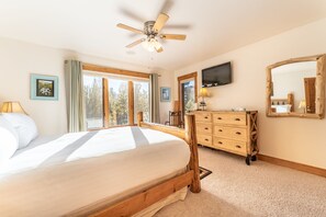 3 bedrooms, free WiFi, bed sheets