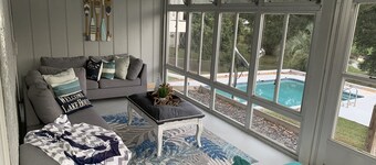 Heated Pool, Arcade with PS5, 5min from Legoland-Stylish LakeHome