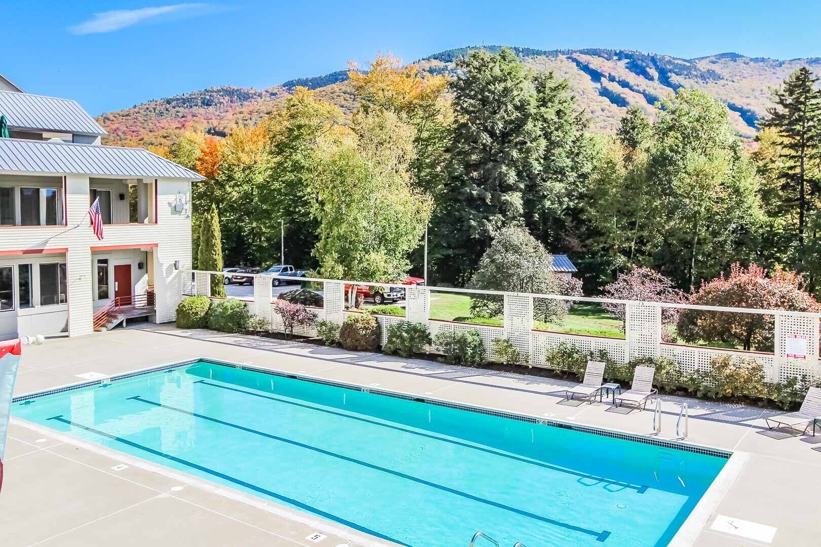 PERFECT LOON SKI CONDO 2BR SLEEPS 6 GREAT AMENITIES HOT TUB GAMEROOM POOL & MORE