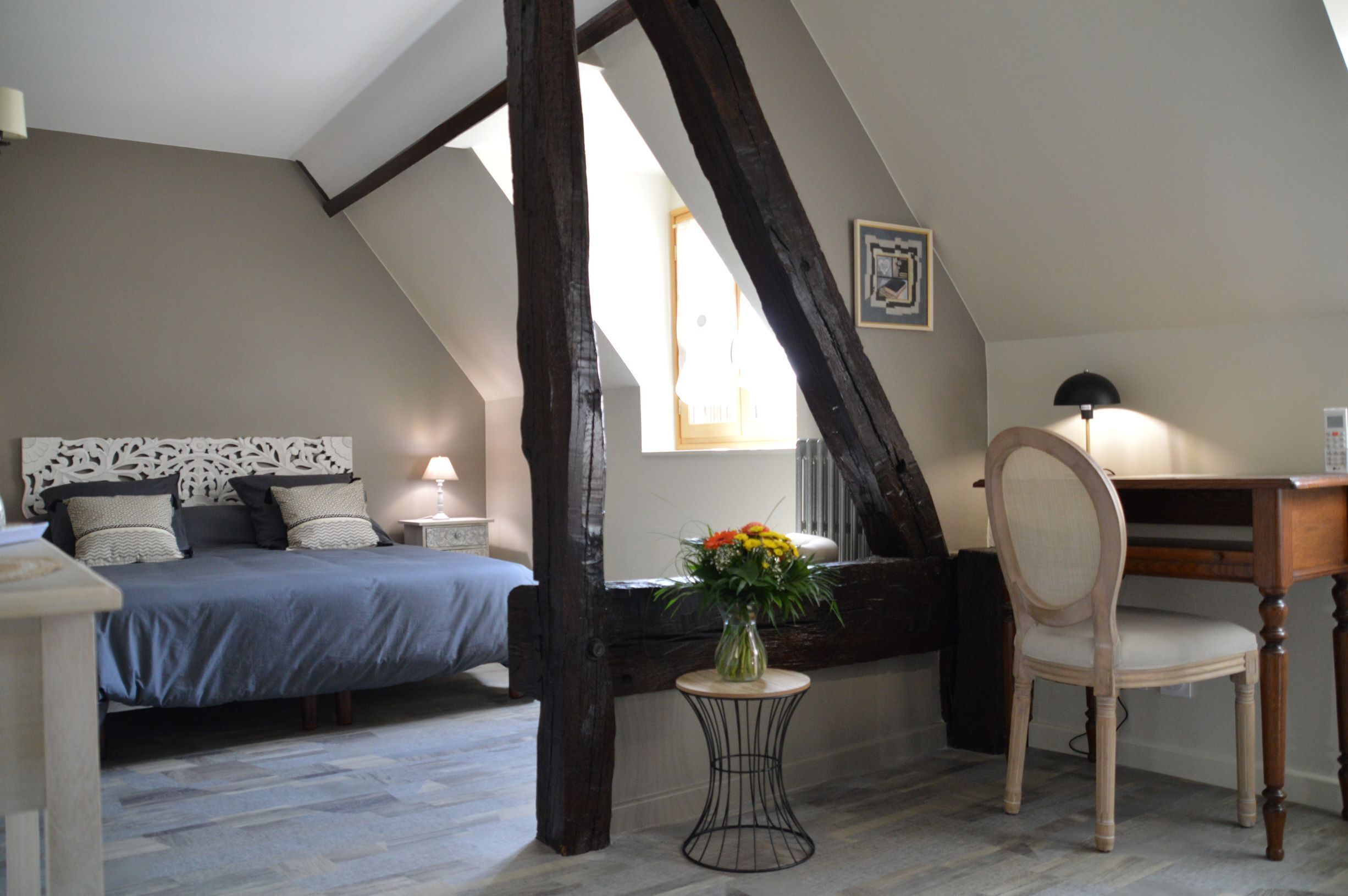 Travel cot, Internet, bed sheets