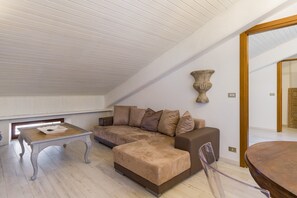 40-Zoll-Flachbildfernseher mit Digitalempfang, Fernseher