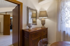 40-Zoll-Flachbildfernseher mit Digitalempfang, Fernseher