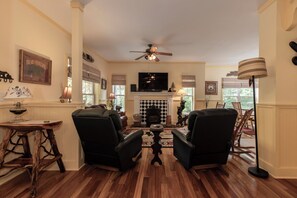 Imagen sin descripción, 2 de 53, botón