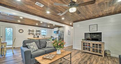 Updated Family Home, 20 Mi to Broken Bow Lake!
