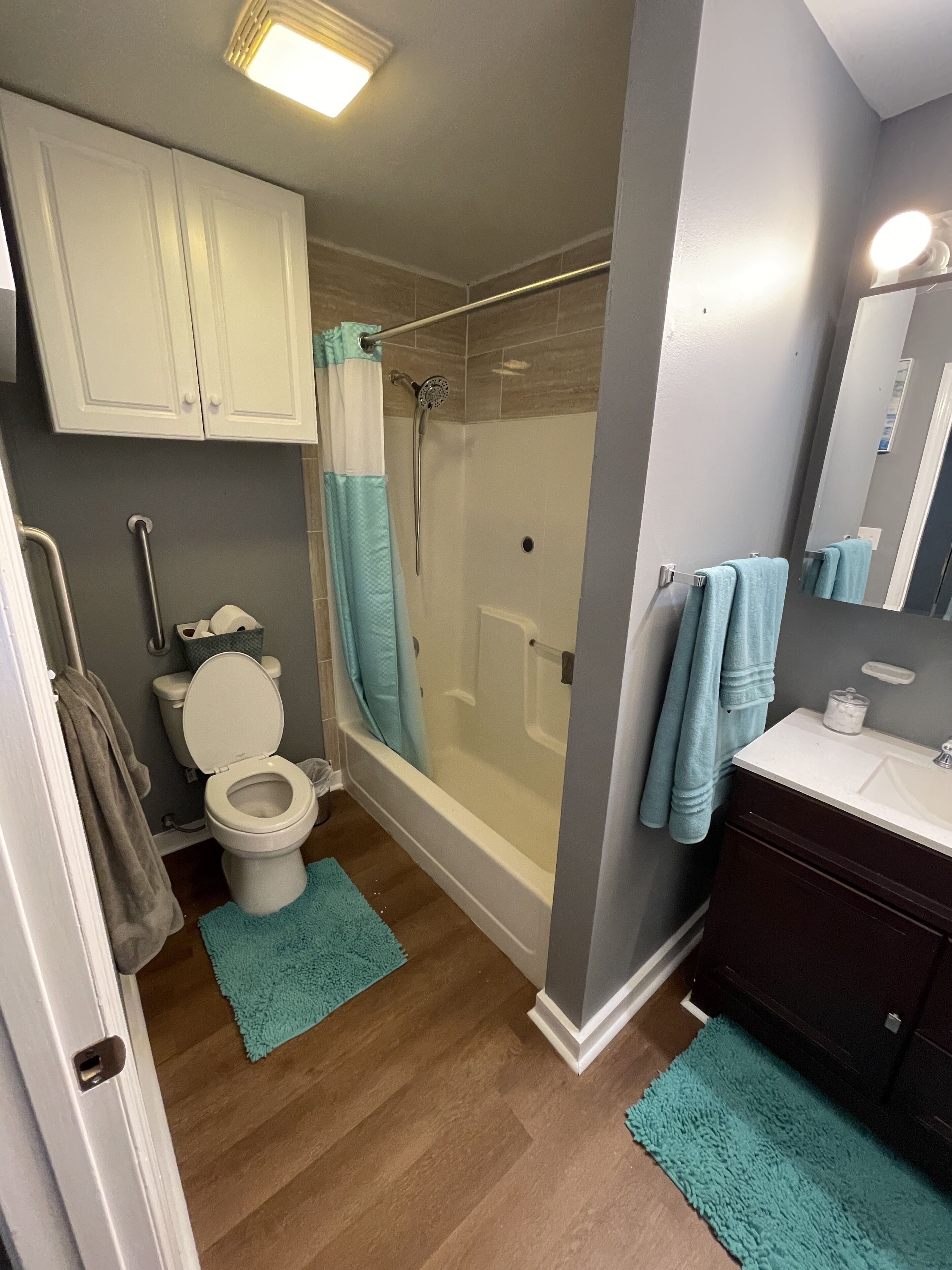 Kombinert dusj/badekar