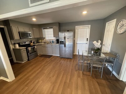 Cozy 4 bedroom House 2.5 bath