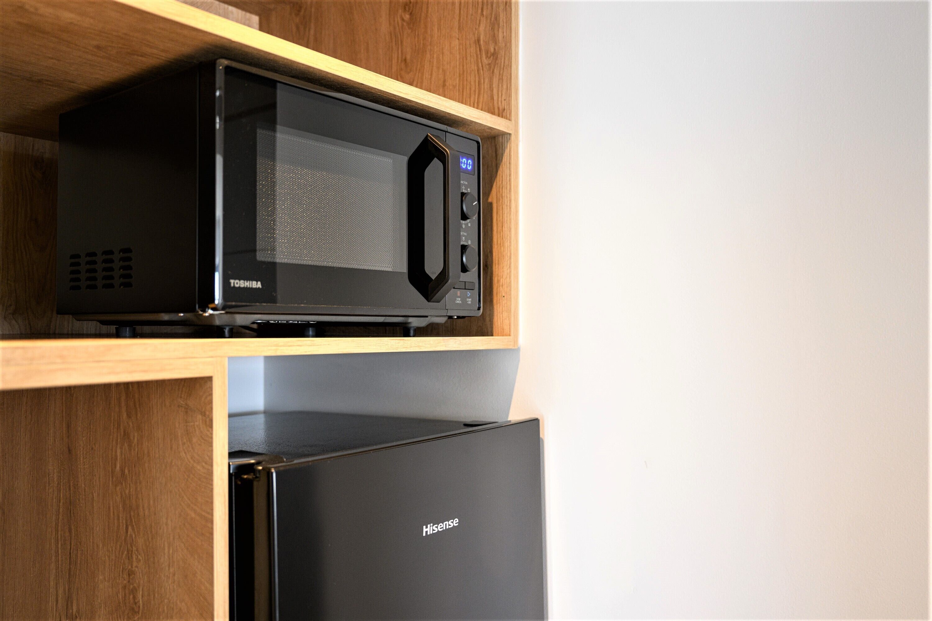 studio, partial sea view (4, with balcony) | private kitchen | mini-fridge, stovetop, electric kettle, cookware/dishes/utensils