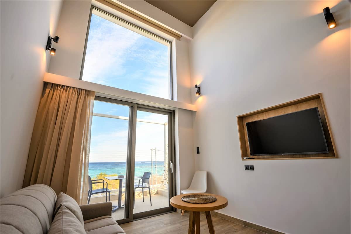 Studio Suite, Sea View (6, Duplex Loft with Balcony)