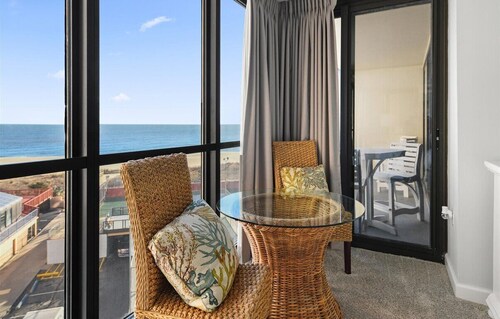 Amazing 3 BR 3 B Beachfront Unit - Indoor/Outdoor Pool and Tons of Amenities!