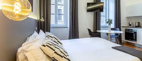 1 bedroom, WiFi, bed sheets