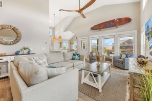 Smart TV - Semi-Oceanfront Home w/ Private Pool, Tiki Bar, Hot Tub (Salvo)