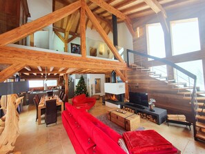 Smart TV - Luxury chalet with swimming pool in a private setting, 400 m from the Cablecar. (Morillon)